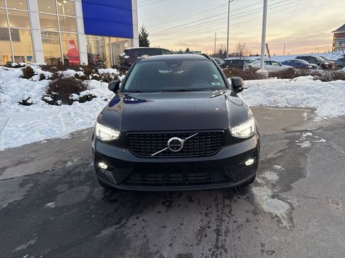 New 2026 Volvo XC40 B5 Plus w/ Protection Package Premier AWD/4WD image 2