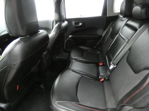 Used 2020 Jeep Compass Trailhawk w/ Cold Weather Group image 13