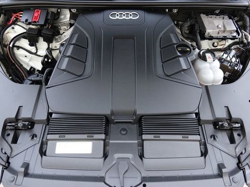 Used 2019 Audi Q7 3.0T Prestige w/ Prestige Package image 35