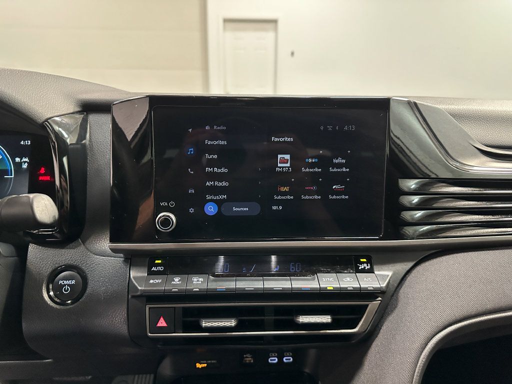 Used 2025 Toyota Camry LE FWD image 10