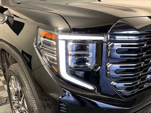 Used 2023 GMC Sierra 1500 Denali Ultimate AWD/4WD image 27
