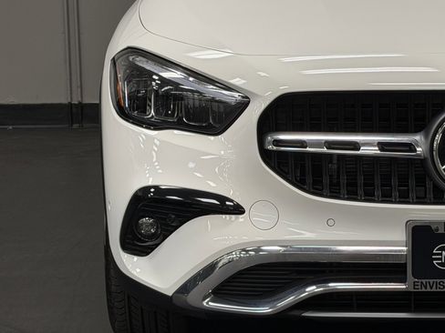 Certified 2025 Mercedes-Benz GLA 250 image 8