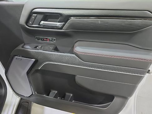 New 2026 GMC Sierra 1500 AT4X AWD/4WD image 9