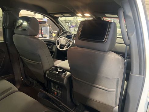 Certified 2024 Nissan Titan SV w/ SV Convenience Package image 12