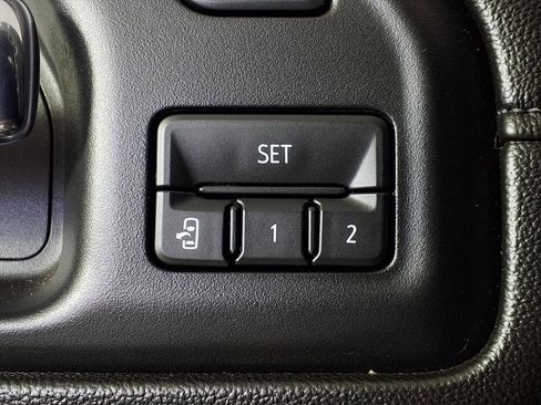 Used 2020 GMC Sierra 2500 Denali w/ Denali Ultimate Package image 17