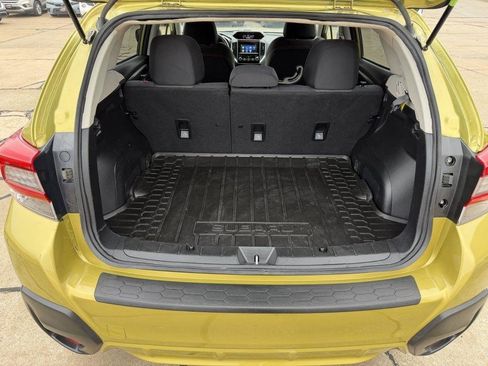 Used 2023 Subaru Crosstrek 2.0i Premium AWD/4WD image 8