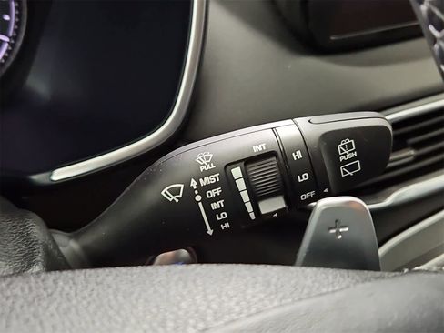 Used 2023 Hyundai Santa Fe SEL image 25
