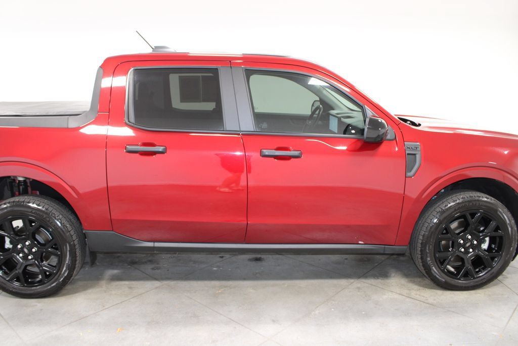 Used 2025 Ford Maverick XLT w/ XLT Luxury Package AWD/4WD image 11