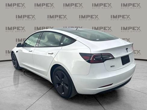 Used 2023 Tesla Model 3 Standard Range RWD image 2