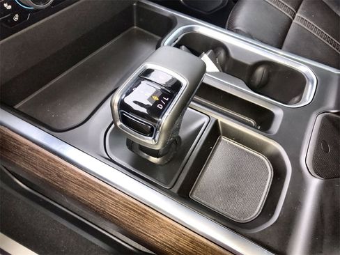 Used 2023 Chevrolet Silverado 1500 High Country image 20