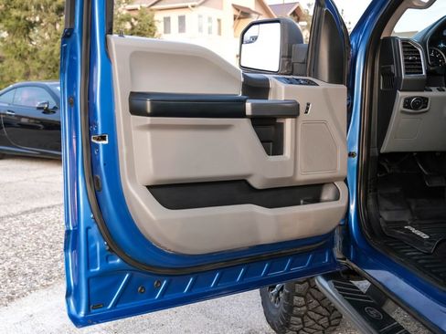 Used 2016 Ford F150 XLT w/ Trailer Tow Package image 42