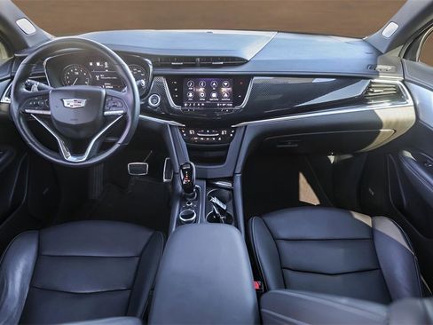 Certified 2023 Cadillac XT6 Sport w/ Technology Package image 28