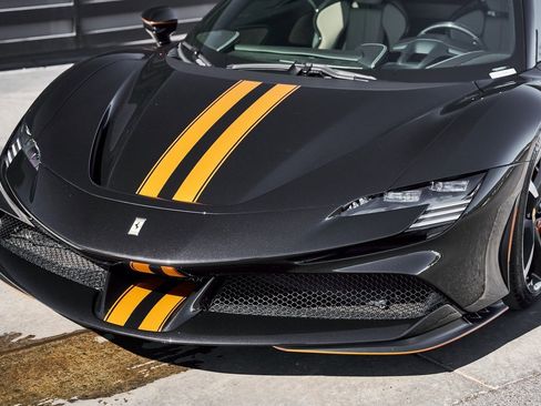 Used 2023 Ferrari SF90 Stradale image 6