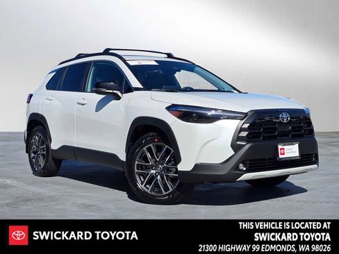 Used 2026 Toyota Corolla Cross XLE w/ Convenience Package AWD/4WD image 1