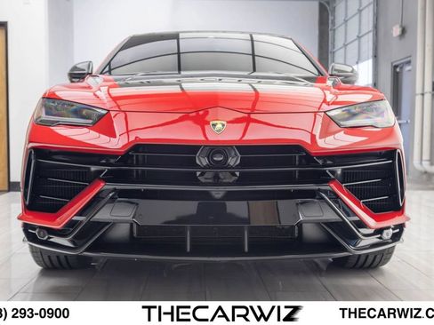 Used 2023 Lamborghini Urus Performante AWD/4WD image 12