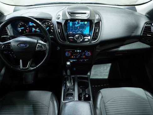 Used 2017 Ford Escape Titanium image 16