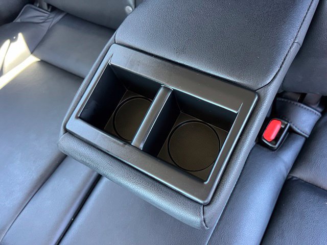 Used 2018 Toyota RAV4 Limited w/ Advanced Technology Package FWD image 15