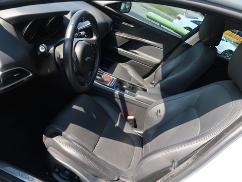 Used 2017 Jaguar XE First Edition image 14