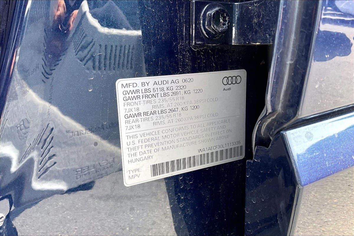 Used 2020 Audi Q3 2.0T Premium w/ Convenience Package AWD/4WD image 34