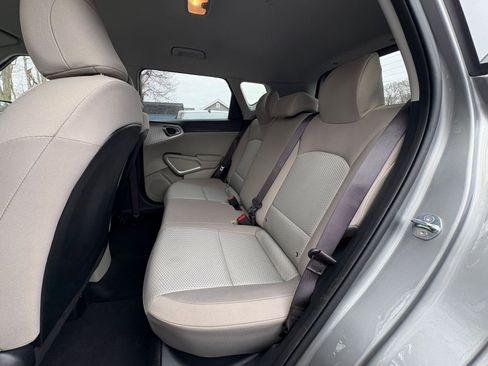 Used 2025 Kia Soul LX w/ LX Technology Package image 22