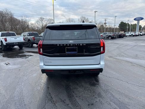New 2025 Ford Expedition Active AWD/4WD image 11