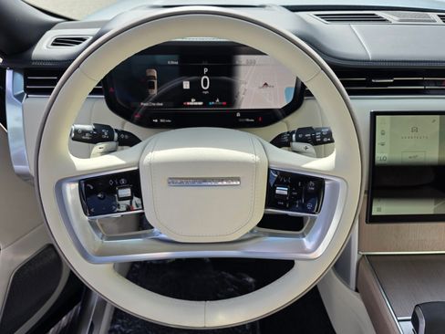 New 2026 Land Rover Range Rover Autobiography AWD/4WD image 16