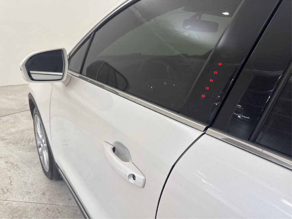 Used 2017 Lincoln MKC Reserve FWD image 19