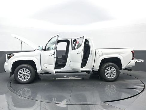 New 2026 Toyota Tacoma SR5 image 31