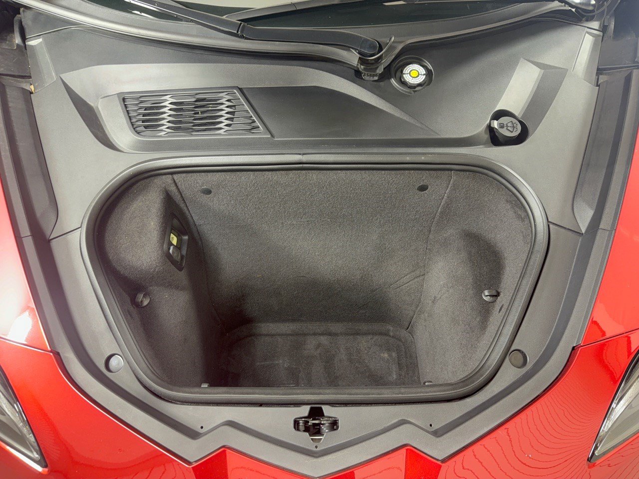 Used 2021 Chevrolet Corvette Stingray Coupe w/ Battery Protection Package RWD image 31