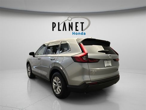 Certified 2025 Honda CR-V LX image 5