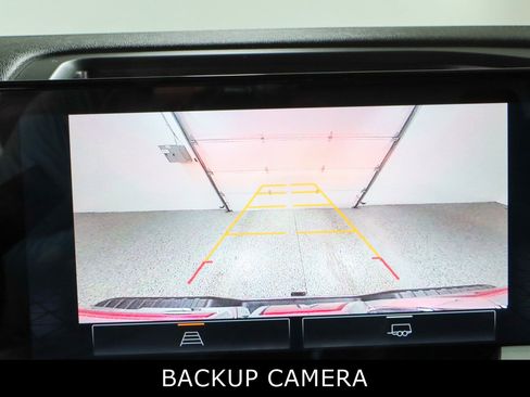 Used 2024 GMC Sierra 2500 SLE image 19