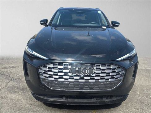 Used 2025 Audi Q5 Premium Plus w/ Premium Plus AWD/4WD image 8