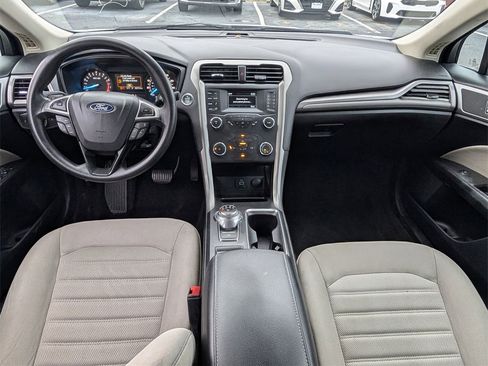 Used 2019 Ford Fusion S image 9