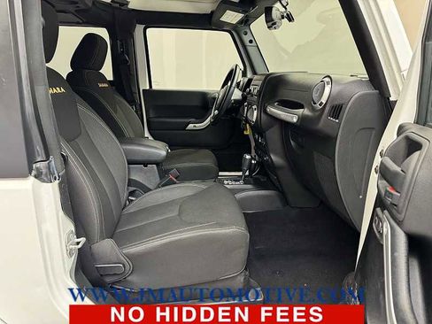 Used 2015 Jeep Wrangler Sahara w/ Dual Top Group image 18