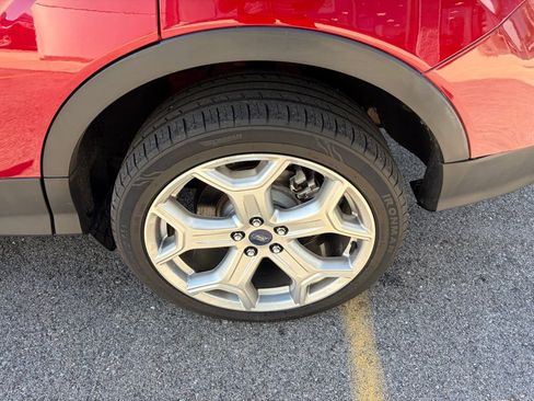 Used 2017 Ford Escape Titanium image 15