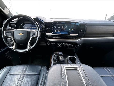 Used 2022 Chevrolet Silverado 1500 High Country w/ Z71 Off-Road Package AWD/4WD image 18