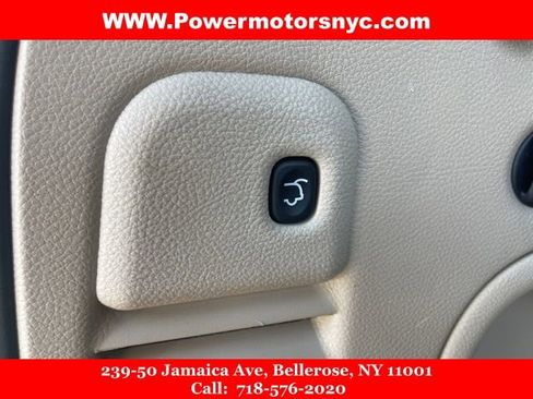 Used 2021 Jeep Grand Cherokee Limited w/ Luxury Group II image 31