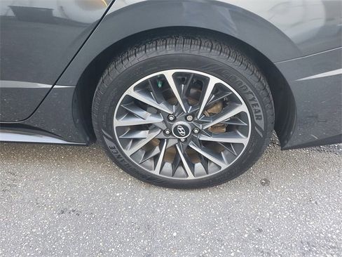 Used 2022 Hyundai Sonata Limited image 5