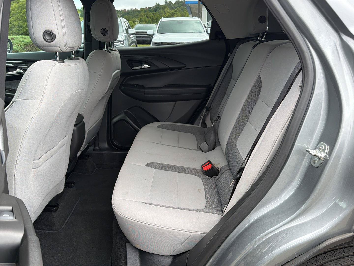 Used 2025 Chevrolet TrailBlazer LT w/ Driver Confidence Package FWD image 6
