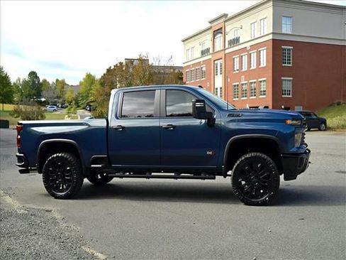 New 2026 Chevrolet Silverado 2500 Custom w/ Custom Value Package image 9