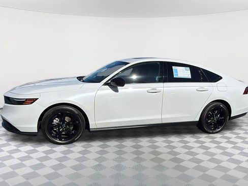 Used 2025 Honda Accord SE image 8