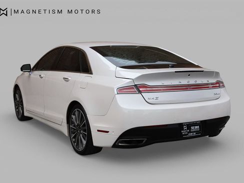 Used 2014 Lincoln MKZ w/ Equipment Group 102A Reserve image 9