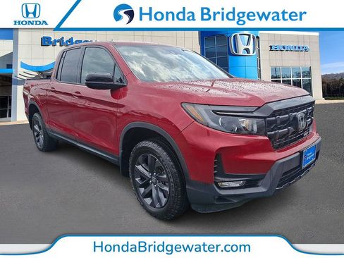 Used 2024 Honda Ridgeline Sport image 1