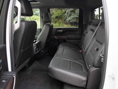 Used 2020 GMC Sierra 3500 Denali w/ Denali Ultimate Package AWD/4WD image 16