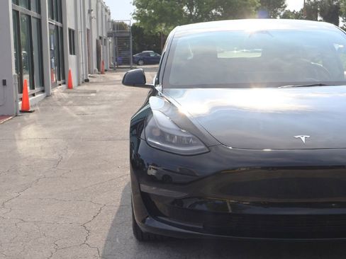 Used 2023 Tesla Model 3 Standard Range RWD image 13