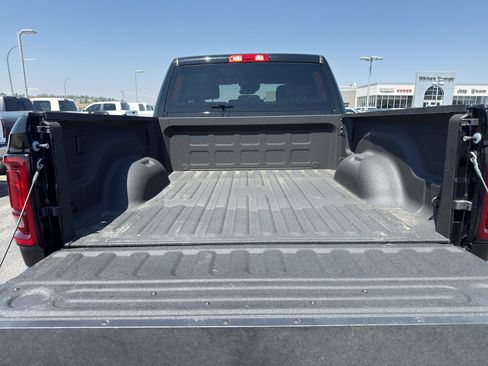 Used 2026 RAM 2500 Big Horn AWD/4WD image 11
