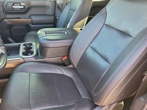 Used 2021 Chevrolet Silverado 1500 RST w/ Convenience Package II image 8