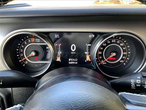 Used 2021 Jeep Wrangler Unlimited Sport image 25