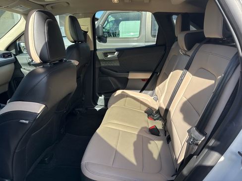 Certified 2020 Ford Escape SEL image 17