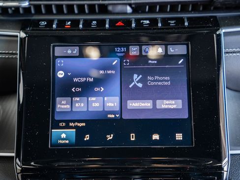 New 2025 Jeep Grand Cherokee Laredo X w/ Luxury Tech Group I image 22